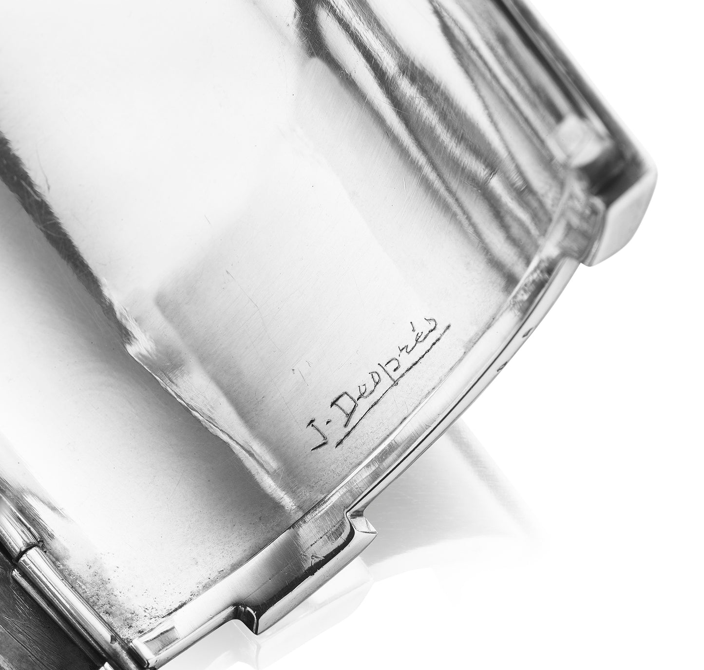 ART MODERNE SILVER AND BLACK LACQUER BRACELET BY JEAN DESPRÉS, PARIS, CIRCA 1931
