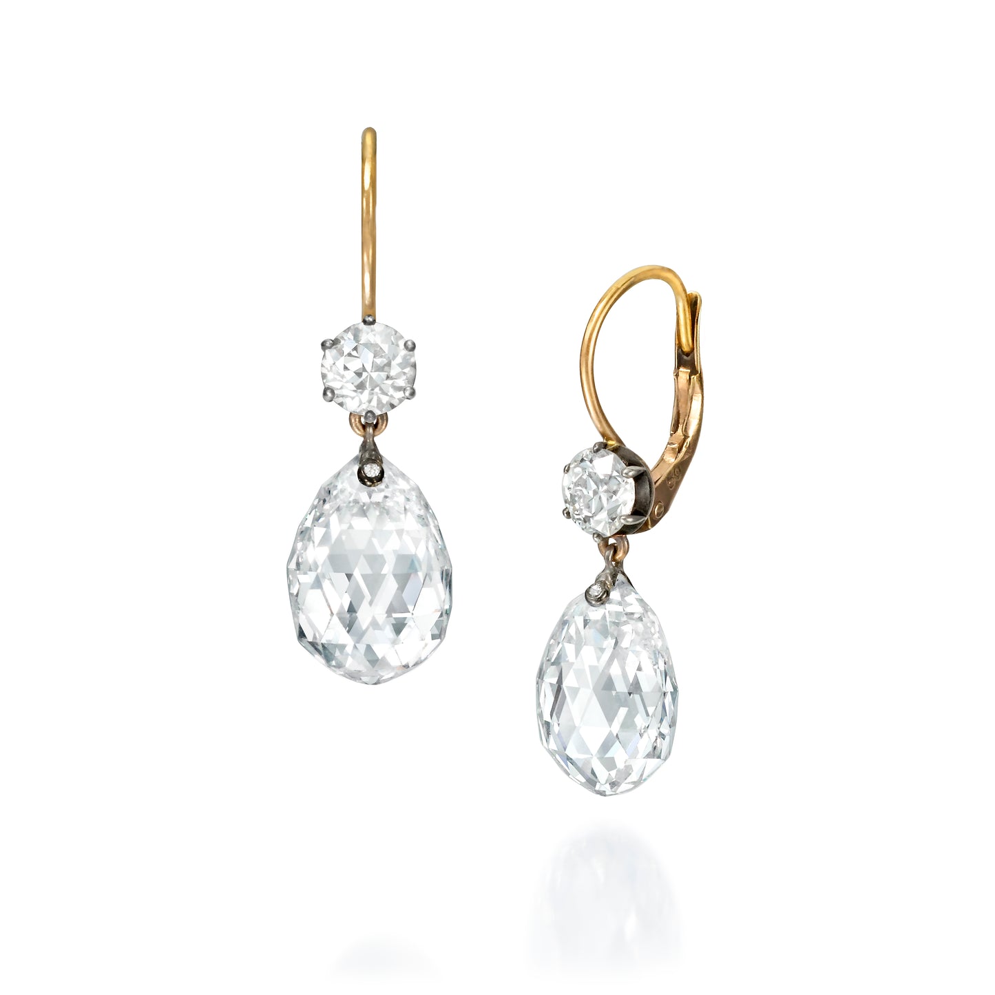 PAIR OF DIAMOND EAR PENDANTS BY SIEGELSON, NEW YORK