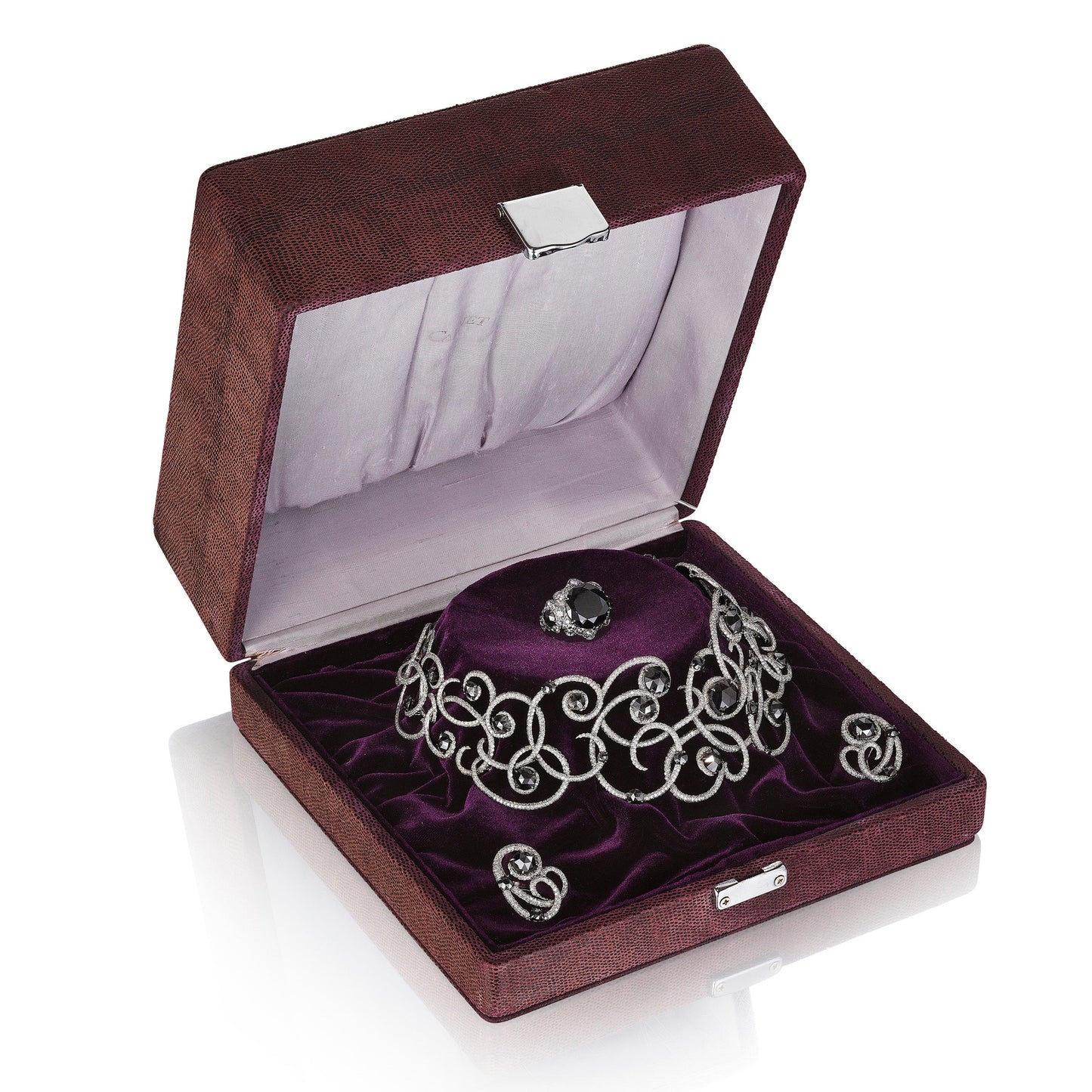 Suite of Black and Near-Colorless Diamond Jewelry by Michelle Ong for Carnet, Hong Kong, 2000