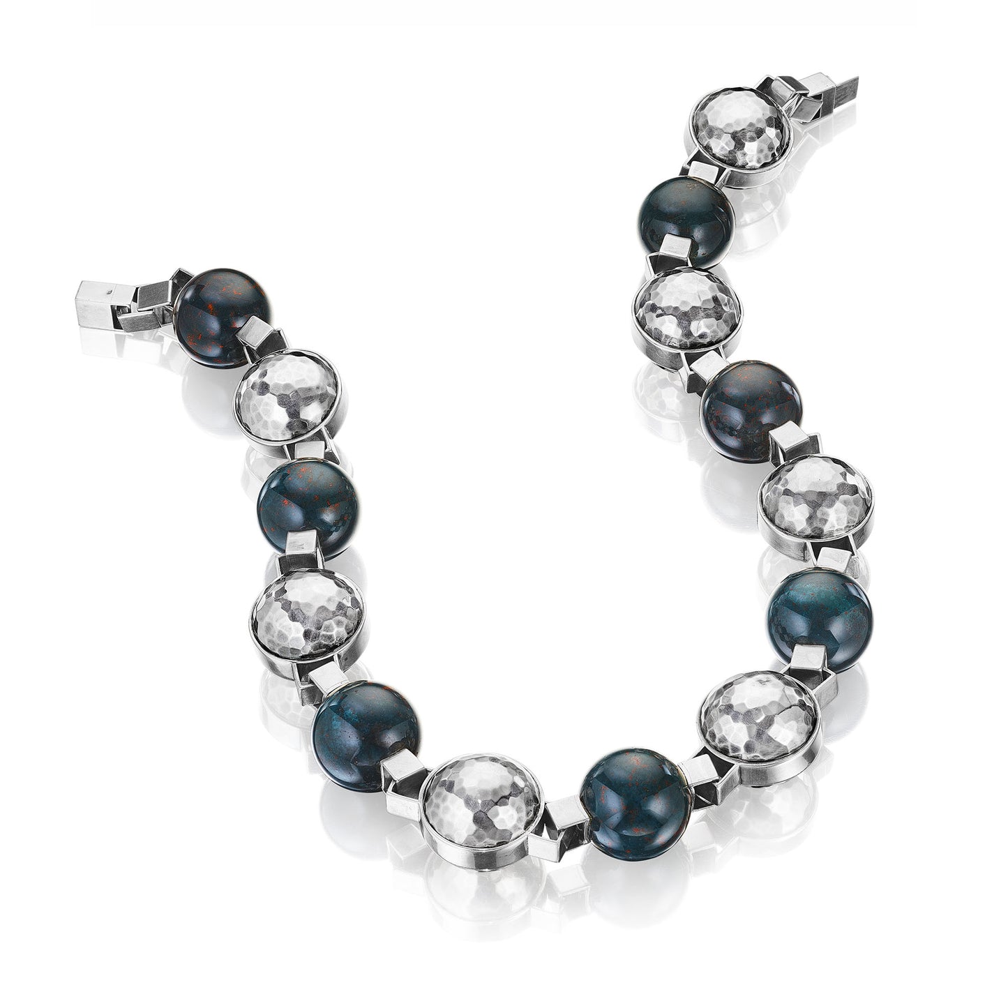 MODERNIST HAMMERED SILVER AND BLOOD JASPER NECKLACE BY JEAN DESPRÉS, PARIS, CIRCA 1930