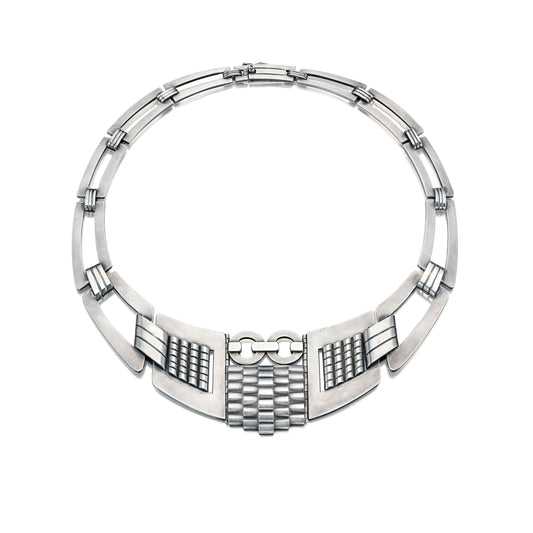 ART MODERNE SILVER NECKLACE BY JEAN DESPRÉS, PARIS, CIRCA 1930