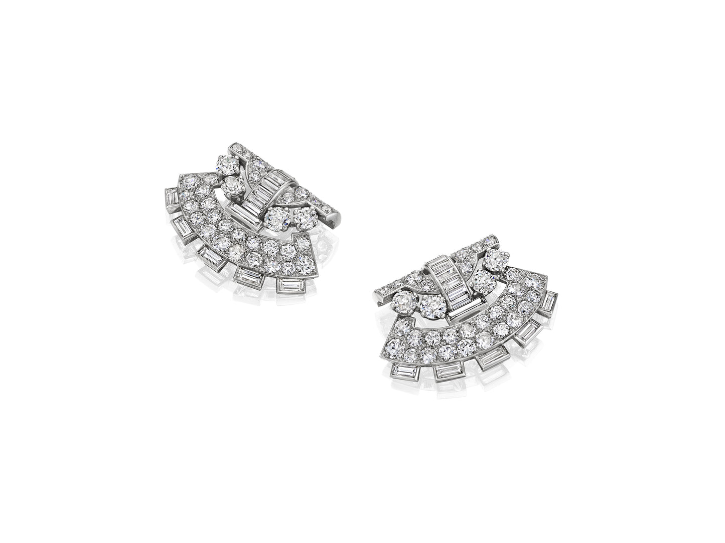 Pair of Art Deco Clip Brooches by Cartier, 1930, Convertible to a Black Lacquer Cuff
