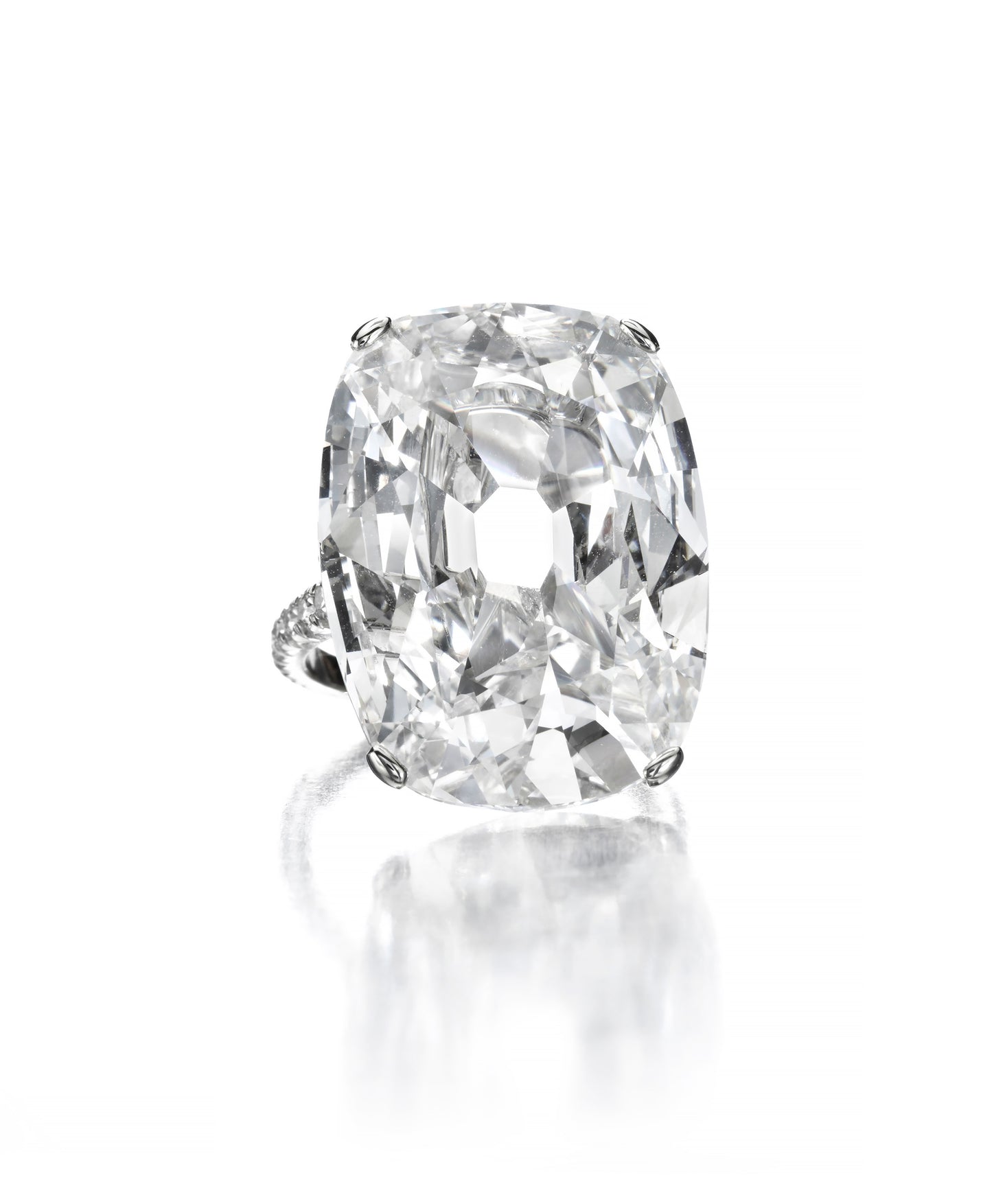 THE LEGEND OF GOLCONDA: A GOLCONDA DIAMOND RING BY SIEGELSON, NEW YORK