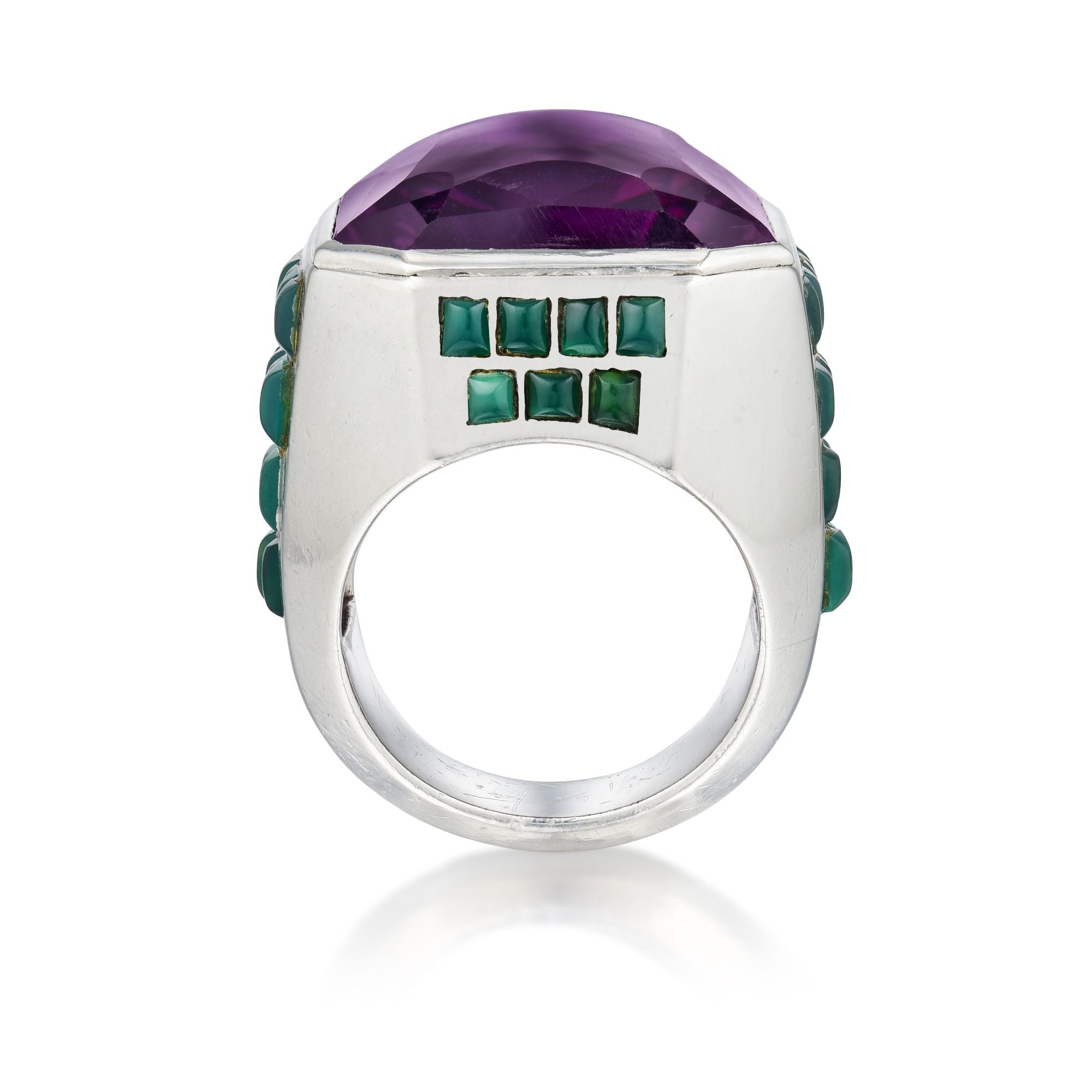 ART MODERNE AMETHYST AND CHRYSOPRASE RING BY SUZANNE BELPERRON, PARIS, CIRCA 1935
