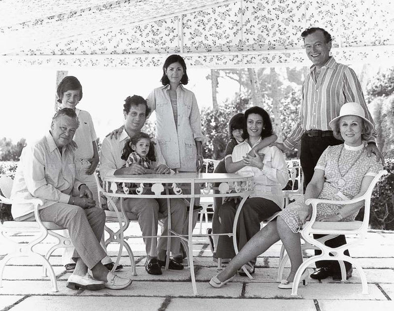 The Lauder Family in Palm Beach, 1972. Left to right: Joe, William,Ronald, Aerin, Jo Carole, Gary, Evelyn, Leonard, and Estée.