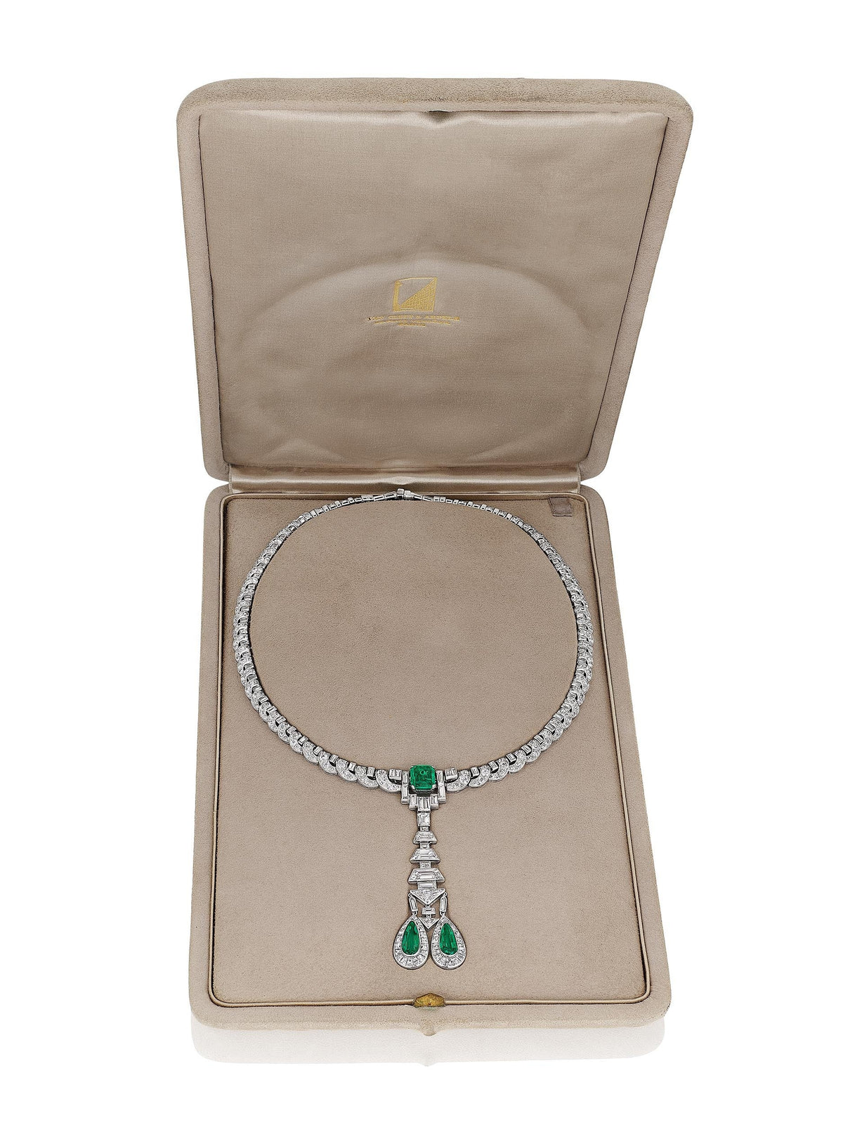 Art Deco Diamond and Emerald Necklace/Brooch by Van Cleef & Arpels, Paris, circa 1928, Manufactured by Rubel Frères