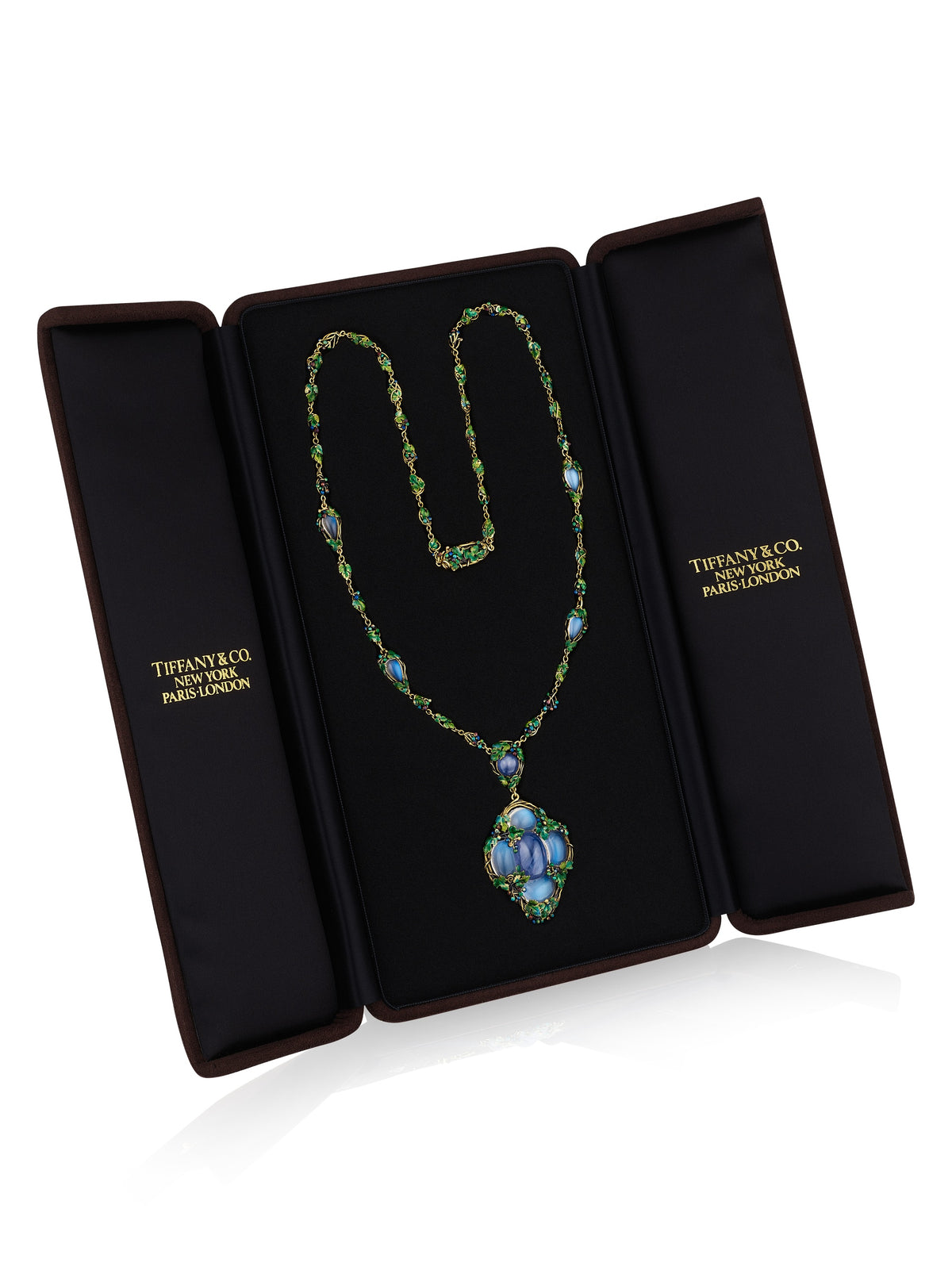 Star Sapphire, Moonstone, and Enamel Necklace by Louis Comfort Tiffany for Tiffany & Co., New York, circa 1910 — additional professional view