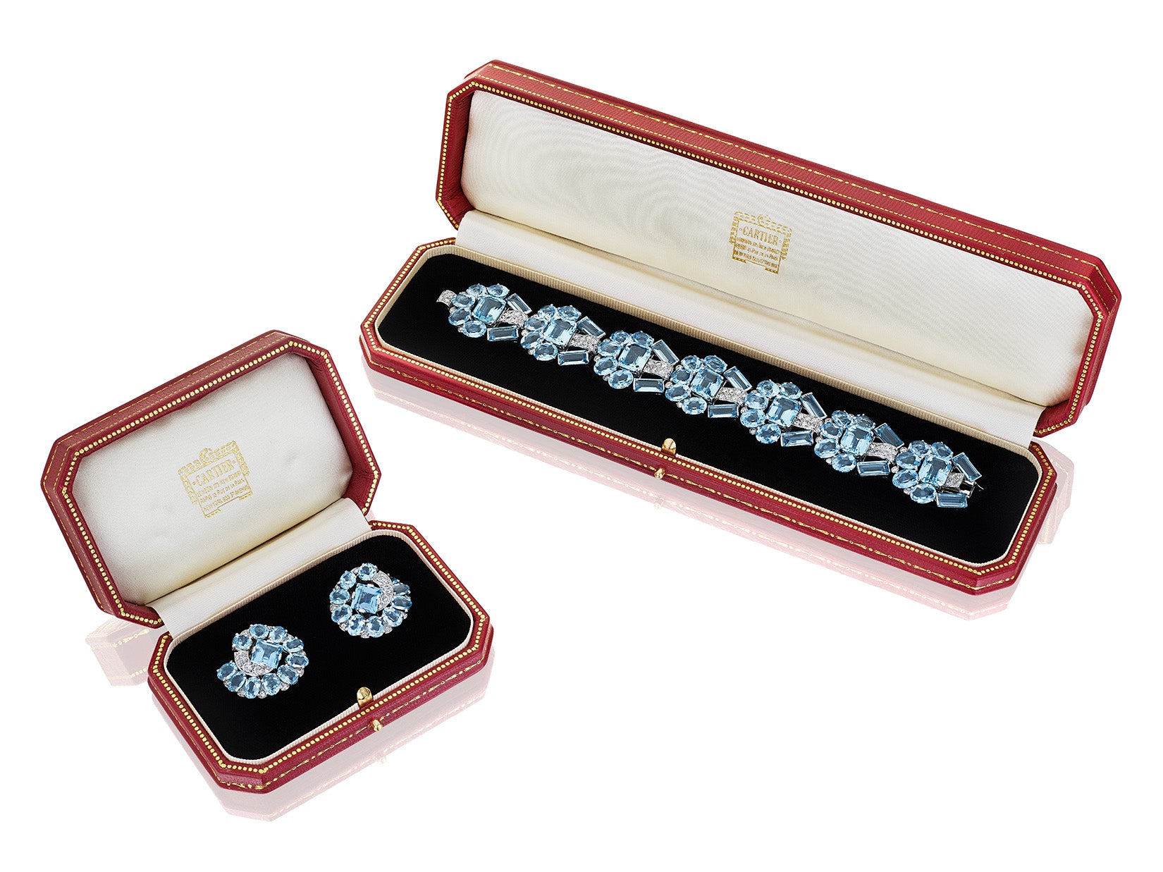 Cartier Panthere Head Diamond, Onyx Yellow Gold Bracelet – Opulent Jewelers