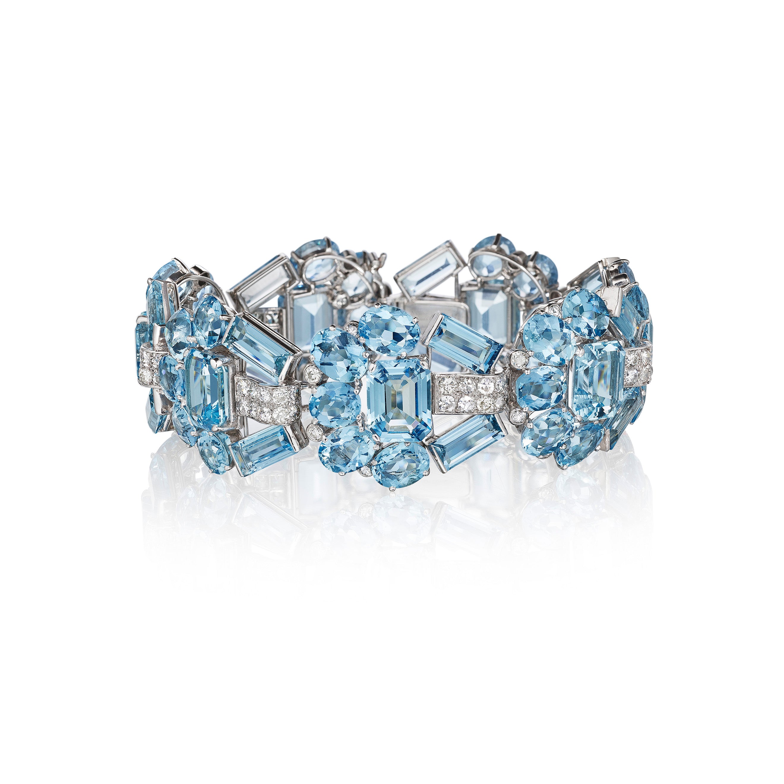 Cartier Monture Vintage Aquamarine and Diamond Ring at 1stDibs | cartier  aquamarine ring, ring monture, aquamarine ring cartier
