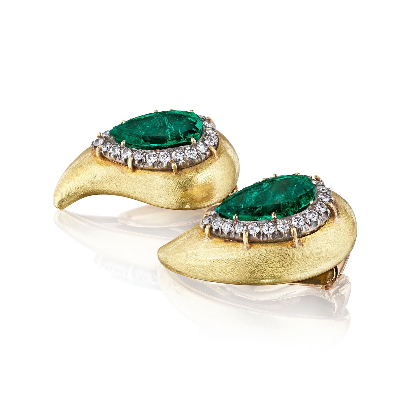 PAIR OF EMERALD AND DIAMOND EAR CLIPS BY SUZANNE BELPERRON, PARIS, CIRCA 1970